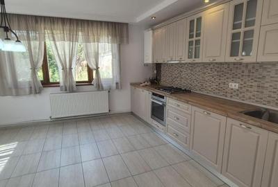 Sediu perfect pentru firma - casa P 1 M, zona  Intrare A3 - 5