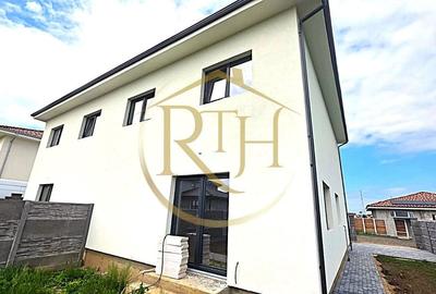 De vânzare - Duplex 5 camere  Mosnita Noua , comision ,,0'' - 2