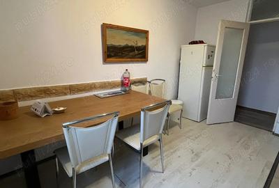 Apartament cu 3 camere decomandat în Central - 2
