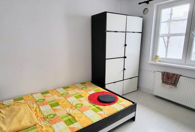 Apartament cu 3 camere decomandat, mobilat în Titan - 35