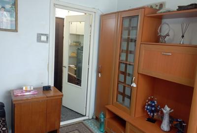 Garsonieră decomandată în Tractorul - 1