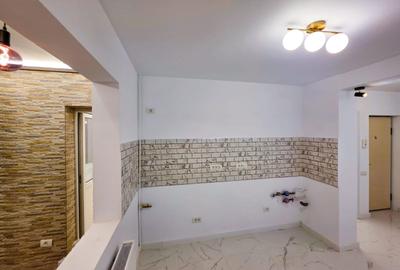 Apartament cu 3 camere decomandat în Rahova - 2