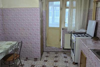 3 camere Tudor Vladiimirescu etaj 3din8 ,3 balcoane,87mp 105000euro - 1