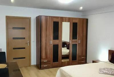 Vand garsoniera 32 mp .str Bucegi Cluj Napoca.