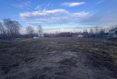 Teren intravilan, 1700 mp, deschidere la drum, Siret - 1