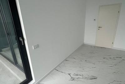 Apartament cu 3 camere decomandat în Rahova - 2