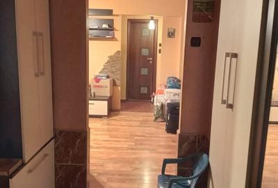 Drumul Taberei  - Tramvaiul 41, an c-tie 1985, 2/10, 53 mp. - 2