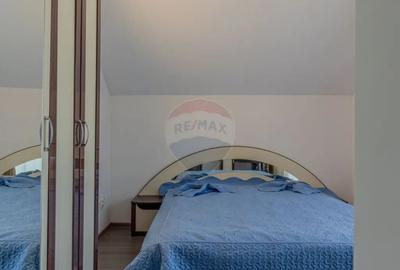 Casă cu 10 camere cu Teren 1074 Mp în Moieciu - 17