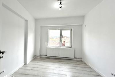 Spațiu comercial, de 90 mp, în Ultracentral - 3