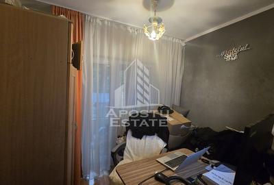 Apartament cu 4 camere, 2 bai, 3 balcoane, etaj intermediar, Aradului - 9