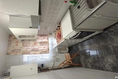 Inchiriez apartament - 2