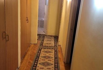 Titan, Piata Minis - 6