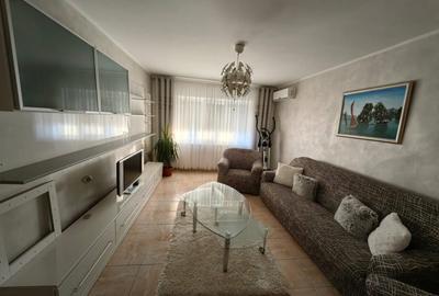 Apartament cu 2 camere decomandat în Traian