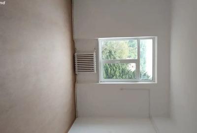 Spațiu comercial, de 28 mp, în Centrul Civic - 2