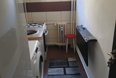 Garsonieră decomandată, mobilată în Titan - 9