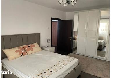 Apartament cu 3 camere în Berceni - 1
