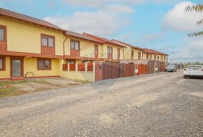 Comision 0 | Casa insiruita de vanzare in Sanpetru Comision 0 | Casa insiruita de vanzare in Sanpetru - 31