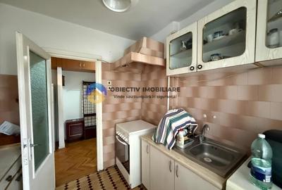 Apartament 3 camere de vanzare - Zona Centrala, Piatra Neamt - 10