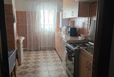 Apartament cu 3 camere decomandat în Central - 7