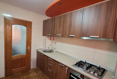 Apartament 3 camere de inchiriat pe Strada de Mijloc - 3