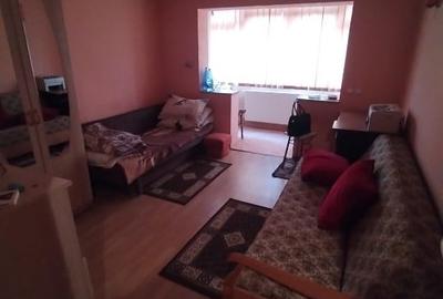 Garsonieră decomandată, mobilată în Central - 3