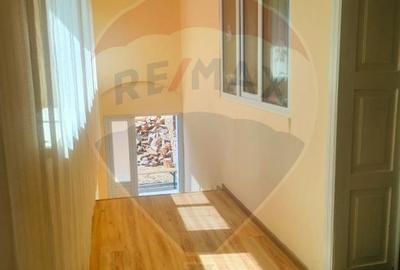 Casă cu 2 camere cu Teren 2008 Mp în Retiș - 10