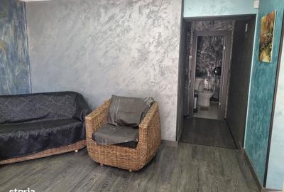 Spațiu comercial, de 50 mp, în Central - 3
