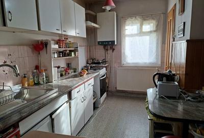 Apartament decomandat cu 2 camere/Titulescu - 10
