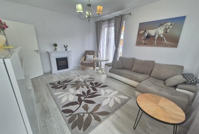 Apartament cu 2 camere decomandat, mobilat în Tractorul - 2