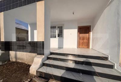 Spațiu comercial, de 320 mp, în Central - 15