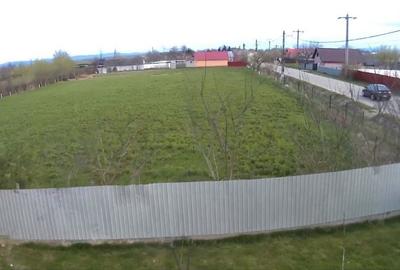 Teren de 700 mp, în Săucești - 1