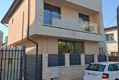 Vila deosebita Constructie noua 13 Septembrie - 1