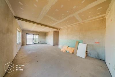 Casă cu 5 camere cu Teren 1000 Mp în Mândruloc - 11