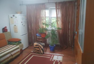 Apartament cu 2 camere semidecomandat în Berceni - 4