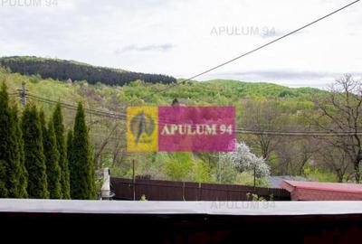 Casă cu 7 camere cu Canalizare în Comarnic - 2