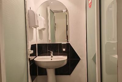 Garsonieră decomandată, mobilată în Unirii - 9