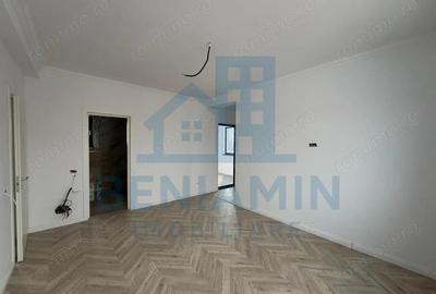 Casă cu Teren 391 Mp în Est - 4