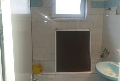 Apartament cu 4 camere decomandat în Casa de Cultură - 11