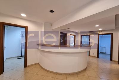 Spațiu comercial, de 590 mp, în Unirii - 3