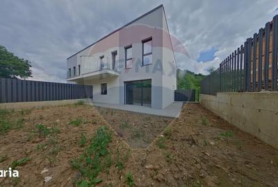 Casă cu 4 camere cu Teren 346 Mp în Florești - 15