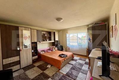 Casa de vanzare, cu 5 camere, 138 mp, zona Simeria - 2