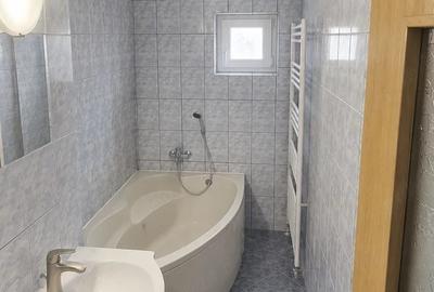 Apartament cu 4 camere decomandat în Triaj - 4