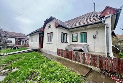 A 1632 De vanzare casa singur in curte in Mure? - Santana de Mure? A 1632 De vanzare casa singur in curte in Mure? - Santana de Mure? - 2