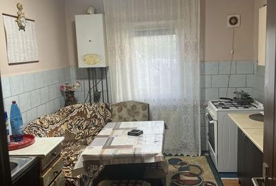 Apartament cu 3 camere decomandat în Central - 2