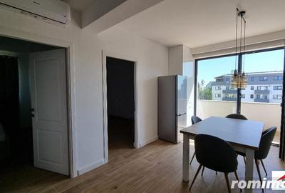 Apartament cu 3 camere în Micro 16 - 1