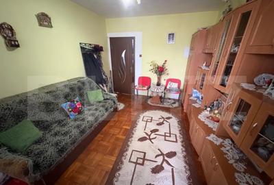 Apartament cu 3 camere decomandat în Minerul - 1