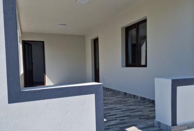 Casa noua la cheie, toate utilita?ile - 14