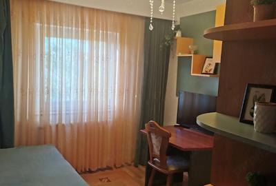 Apartament cu 4 camere decomandat, mobilat în Central - 4