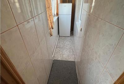 Apartament cu 3 camere decomandat, mobilat în Sud - 9