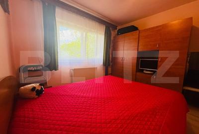 Apartament cu 4 camere semidecomandat, mobilat în Tractorul - 6